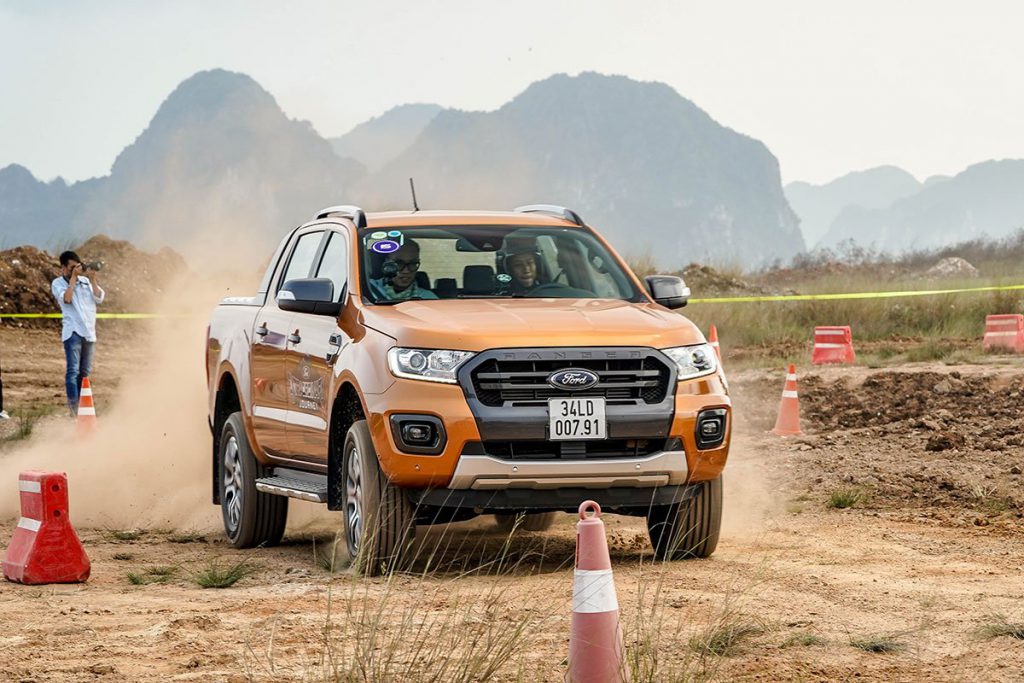 Ford Ranger tiếp tục là mẫu xe bán chạy nhất phân khúc xe bán tải trong tháng 2