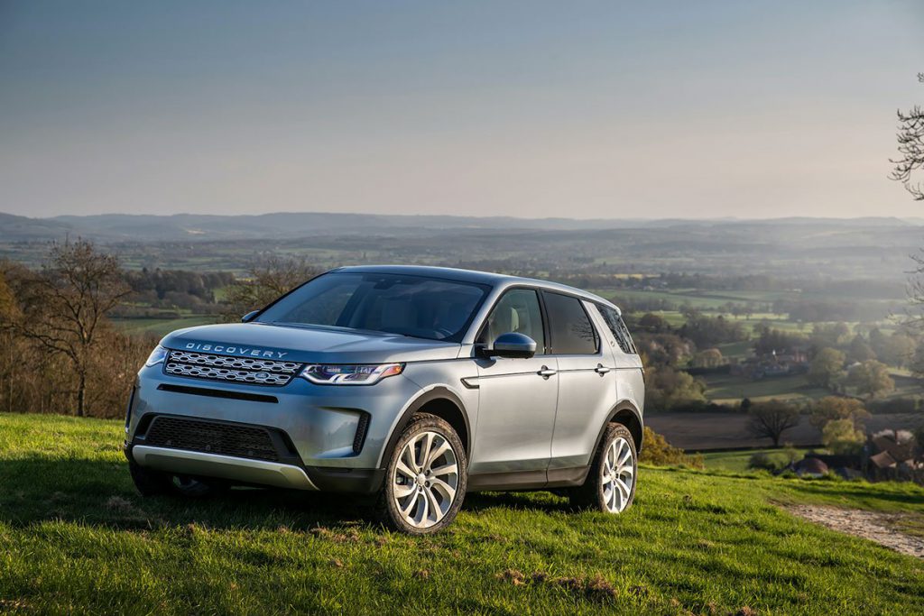 Land Rover Discovery Sport chính thức ra mắt thị trường Việt Nam, giá từ 2,610 tỷ đồng