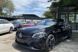 Xe sang Mercedes-Benz hàng trưng bày thanh lý giảm hàng trăm triệu